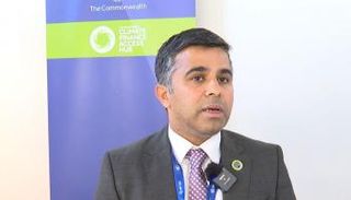 ونيكريشنان ديفاكاران رئيس قسم تغير المناخ بمنظمة الكومنولث
