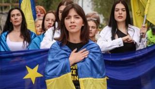 صورة أرشيفية لمسيرة مؤيدة لانضمام أوكرانيا للاتحاد