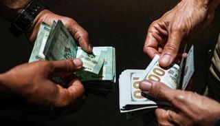 ليرة لبنانية مقابل الدولار - أرشيفية 