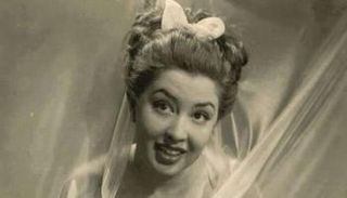 الفنانة كاميليا