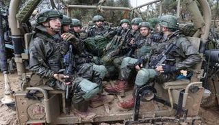 جنود إسرائيليون بغزة