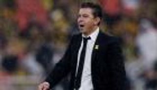 «لا نملك الأفضلية».. الحرب الباردة سلاح غاياردو قبل صدام الأهلي المصري