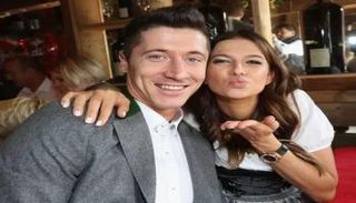 روبرت ليفاندوفسكي وزوجته