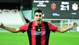 براهيم بن زازا لاعب اتحاد العاصمة الجزائري