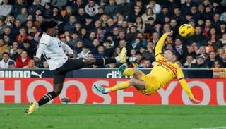 جانب من مباراة فالنسيا وبرشلونة