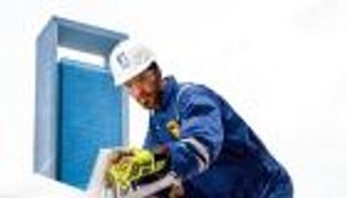 أدنوك توقع أول اتفاقية طويلة الأمد لتصدير الغاز الطبيعي المسال من «الرويس»