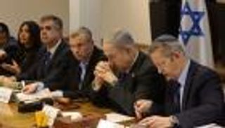 نتنياهو يقاوم ضغوط أسر الرهائن.. القضاء على حماس شرط وقف الحرب