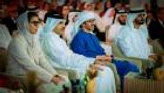 بحضور عبدالله بن زايد.. «الثقافة الإماراتية» تكرم الفائزين بجائزة البردة في دورتها الـ17