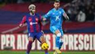 أنهى 2023 بشكل كارثي.. آراخو لا يتوقف عن الأخطاء مع برشلونة