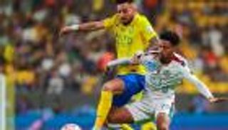 النصر يضيق الخناق على الهلال في الدوري السعودي.. والأهلي يقتحم السباق