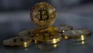 أسعار العملات الرقمية.. صحوة في الكريبتو وبيتكوين إلى سعر تاريخي