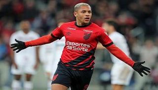 فيتور روكي مهاجم برشلونة الجديد