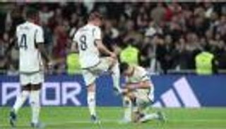 الساحر العجوز.. نجم ريال مدريد يتحول إلى «بابا نويل» الليغا