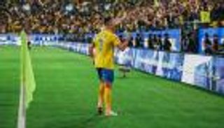 أفضل 100 لاعب في العالم 2023.. كريستيانو رونالدو خارج القائمة