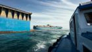 «ميرسك»: هجمات البحر الأحمر عصفت بـ15 خطا ملاحيا.. والفوضى تمتد لأشهر