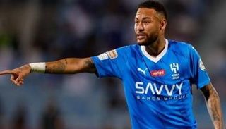 نيمار نجم الهلال السعودي