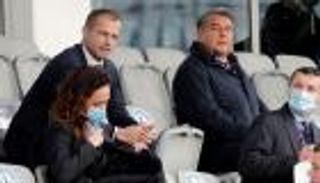 بعد أزمة دوري السوبر الأوروبي.. هل يستغل اليويفا مصائب برشلونة؟