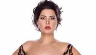 الفنانة شمس الكويتية
