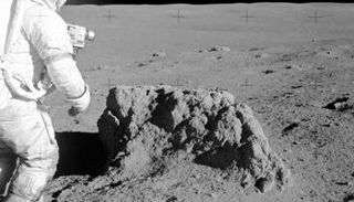 مختبر محاكاة تربة القمر سيساعد على تسهيل المهام الفضائية 