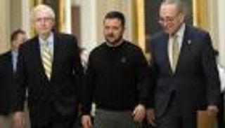 أمريكا تفرج عن الحزمة الأخيرة من مساعدات أوكرانيا.. ورسالة للكونغرس