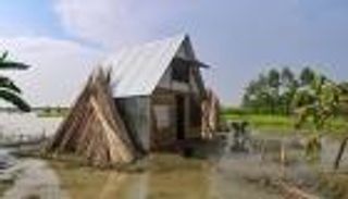 أكواخ مضادة للفيضانات في بنغلاديش.. هل تصمد في مواجهة العواصف؟ (صور)