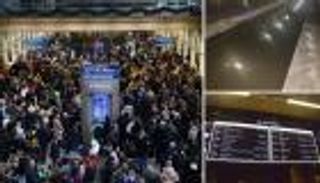 انقلاب مناخي.. فيضان في لندن يلغي رحلات الكريسماس عبر «يوروستار»