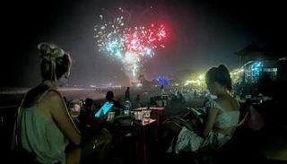 شرق آسيا يحتفل بالعام الجديد- أرشيفية