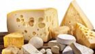 دراسة تحذر: الأجبان مثل المخدرات