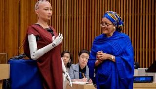 الأمم المتحدة تستعين بـ8 روبوتات تشبه البشر