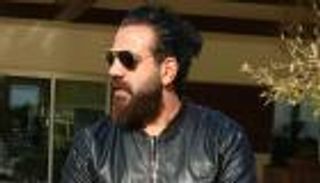 مؤلف مسلسل أزمة منتصف العمر: لم أهدم قيم المجتمع.. وهذه الحالات موجودة بيننا بالفعل