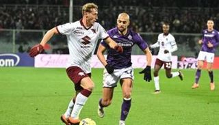 سفيان أمرابط من مباراة فيورنتينا وتورينو