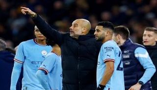 رياض محرز مع بيب جوارديولا