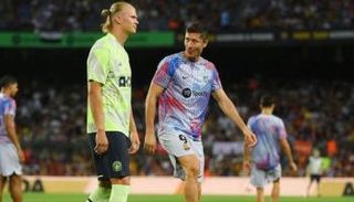 إيرلينج هالاند قبل مباراة ودية ضد برشلونة