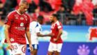كواليس مثيرة.. كيف أنهى بلايلي مسيرة سليماني في الدوري الفرنسي؟