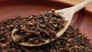 فوائد القرنفل للشعر