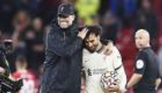 كلوب يدافع عن محمد صلاح القياسي.. ويطلب محاميا بسبب تشيلسي