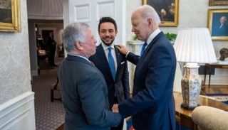 بايدن مع ملك الأردن وولي عهده