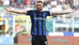 قبل ديربي الغضب.. عواصف الشتاء تطيح بشارة قائد إنتر ميلان