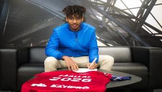 من هو اللاعب عبدالله بعلال