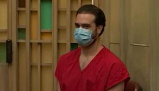 الممثل المكسيكي بابلو لايل خلال المحاكمة