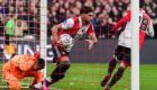 بطولة نجم المغرب.. 30 دقيقة مجنونة في كلاسيكو الدوري الهولندي