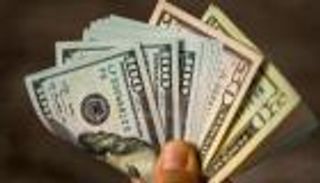 إثر تدفق 26 مليار دولار.. هل بدأ الاقتصاد المصري مسار الاستقرار؟