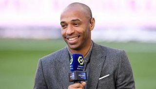 تييري هنري نجم الكرة الفرنسية السابق