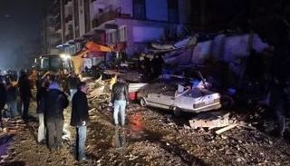 جانب من آثار الزلزال بتركيا