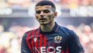 هدف منتخب الجزائر.. 3 متشابهات بين بدر الدين بوعناني ورياض محرز 