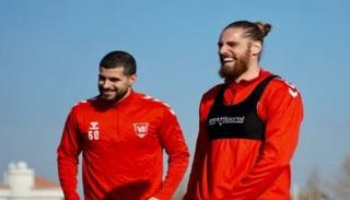 2 من الرياضيين الإيرانيين بتركيا