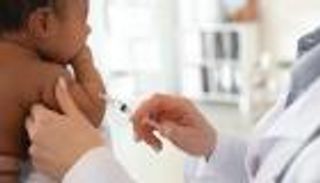 طبيب أطفال لـ"العين الإخبارية": التطعيمات الإضافية مهمة.. وهذه طرق الوقاية بالشتاء (حوار)