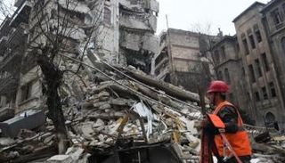 آثار الزلزال المدمر في تركيا