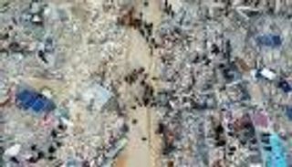 زلزال تركيا يضع 4 أشخاص في قبضة الشرطة