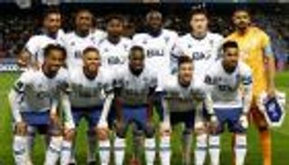 بعد كتابة التاريخ.. مكافآت مليونية لنجوم الهلال السعودي